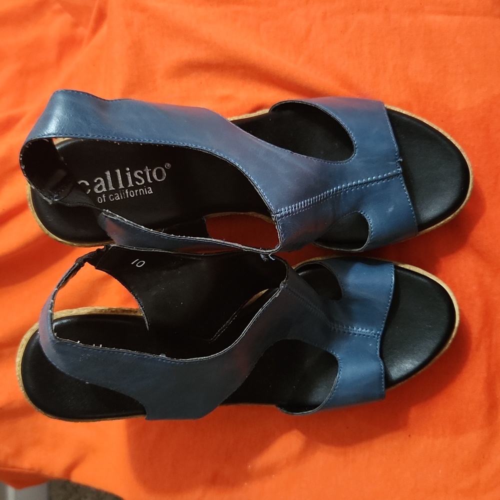Castillo of California- wedge sandals